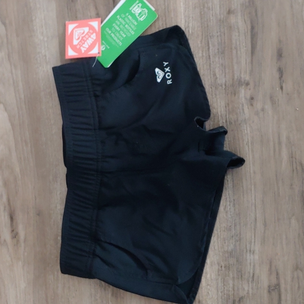 Nwt Roxy board shorts